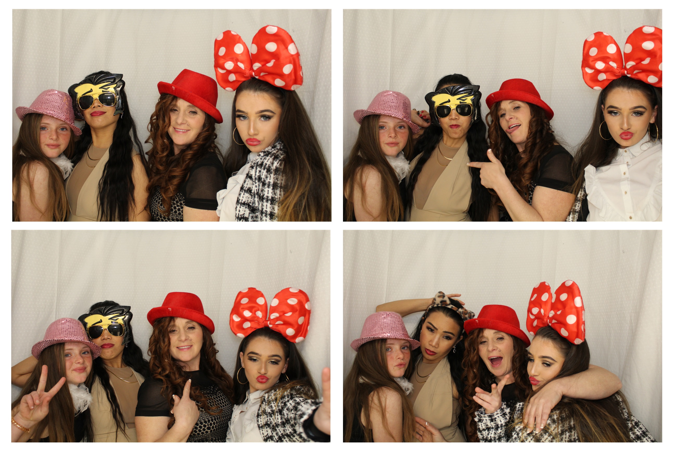 Emma & Joe | View more photos from the event at gallery.omegaphotobooths.co.uk/u/Omega-Photobooths/Emma-Joe